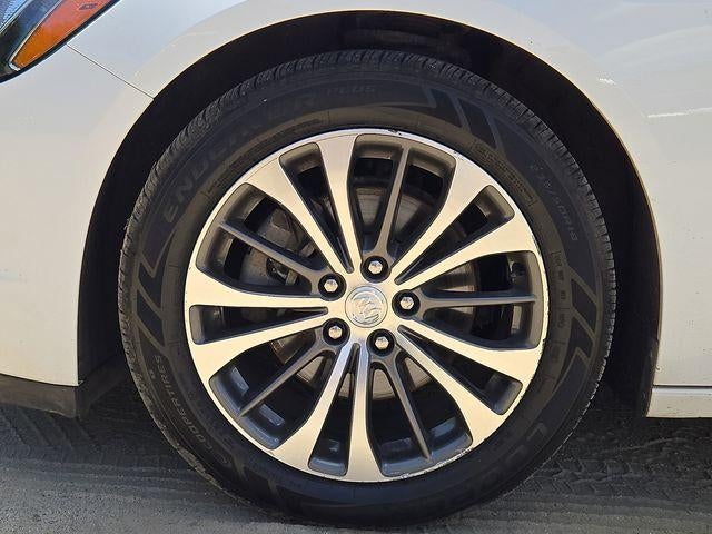 2017 Buick LaCrosse Preferred