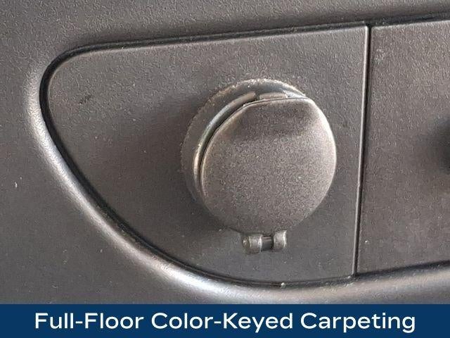 2025 Chevrolet Express Passenger 1LT