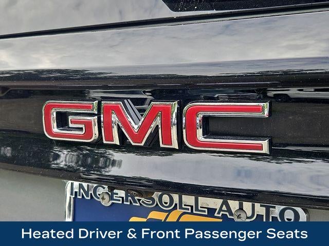 2024 GMC Acadia AT4