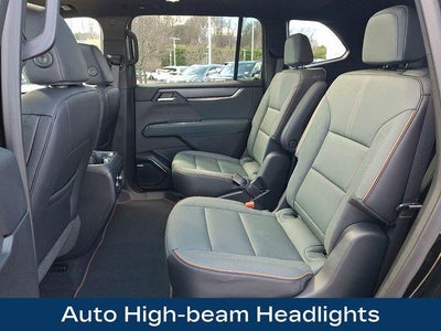 2025 GMC Acadia AT4
