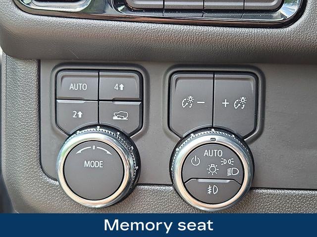 2025 GMC Yukon Elevation