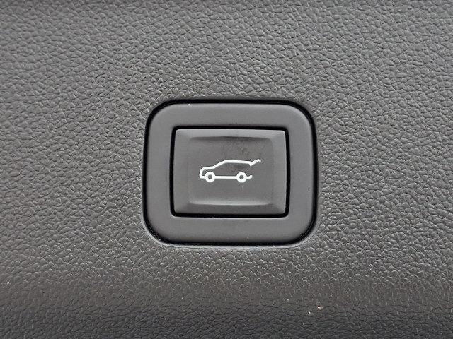 2025 GMC Yukon XL AT4