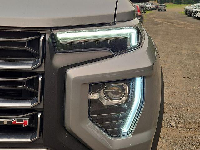 2023 GMC Canyon AT4