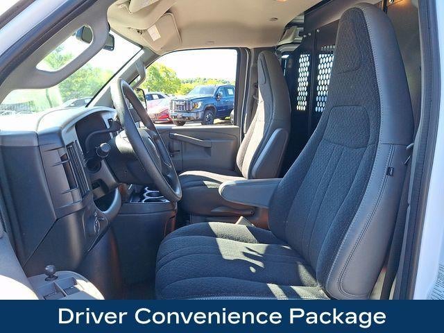 2025 GMC Savana Cargo Base