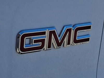 2025 GMC Savana Cargo Base