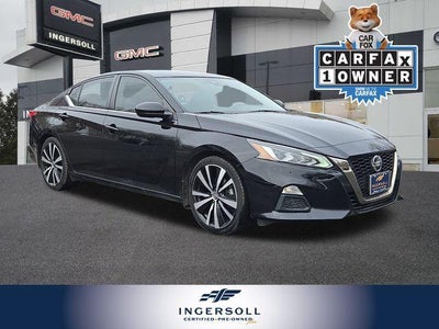 2022 Nissan Altima 2.5 SR