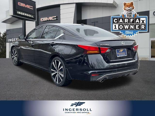 2022 Nissan Altima 2.5 SR