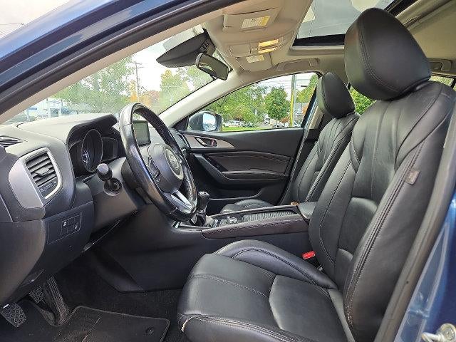 2018 Mazda Mazda3 5-Door Touring