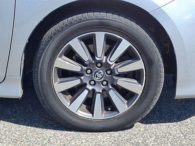 2020 Toyota Sienna XLE