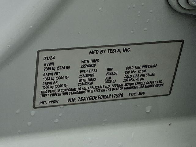 2024 Tesla Model Y Long Range
