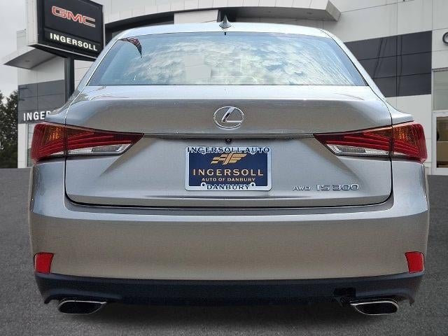 2018 Lexus IS 