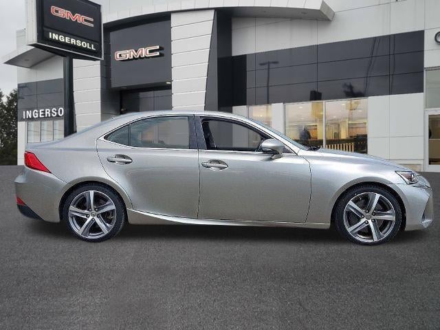 2018 Lexus IS 