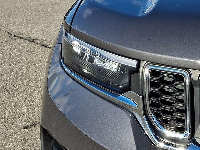 2023 Jeep Grand Cherokee Laredo 4x4