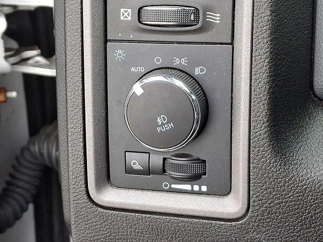 2019 RAM 1500 Classic Express Quad Cab 4x4 6'4" Box