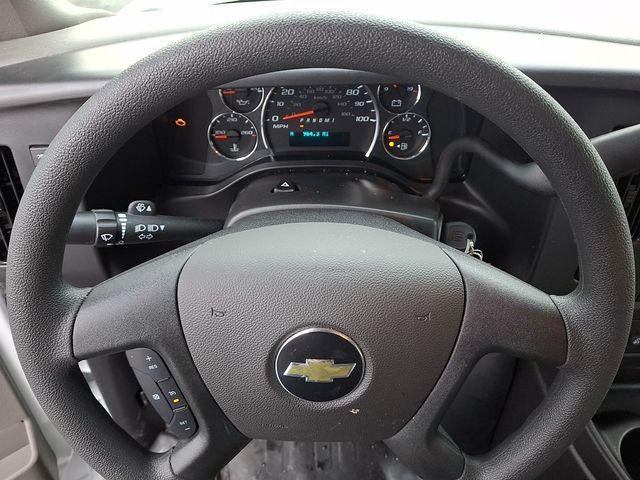 2025 Chevrolet Express Cutaway 3500 Base