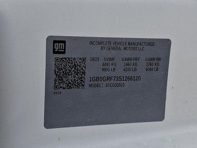 2025 Chevrolet Express Cutaway 3500 Base