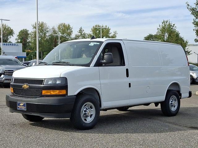 2025 Chevrolet Express Cargo 3500 Base