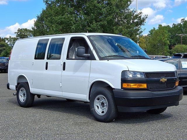 2025 Chevrolet Express Cargo 3500 Base