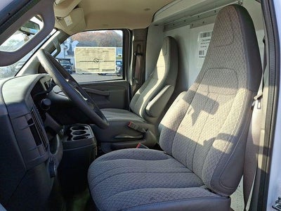 2025 GMC Savana Cutaway 3500 Base