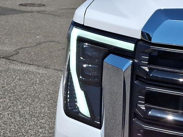 2025 GMC Sierra 3500 HD Chassis Cab Pro