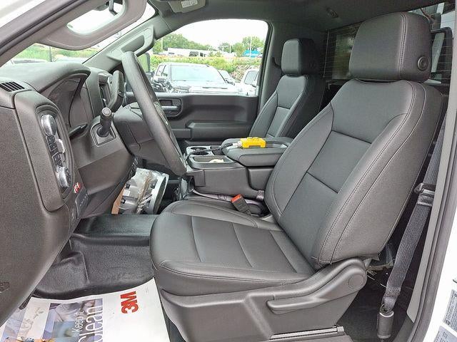 2025 GMC Sierra 3500 HD Chassis Cab Pro