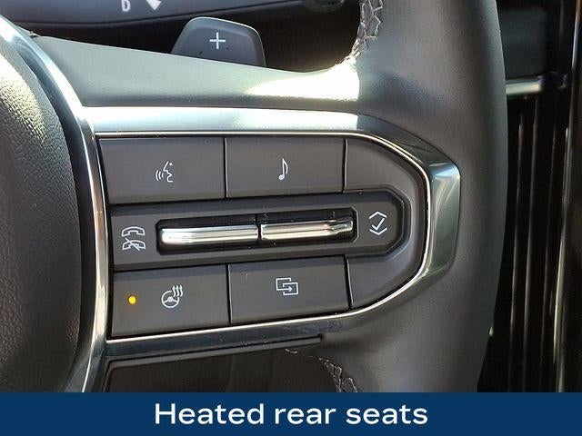 2025 GMC Yukon Elevation