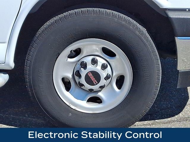 2024 GMC Savana Cargo 2500 Base