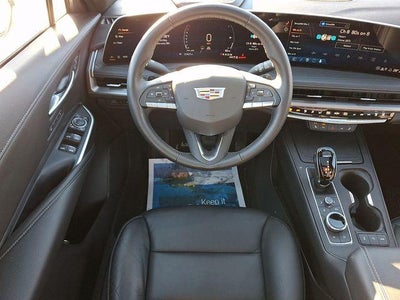 2024 Cadillac XT4 Premium Luxury