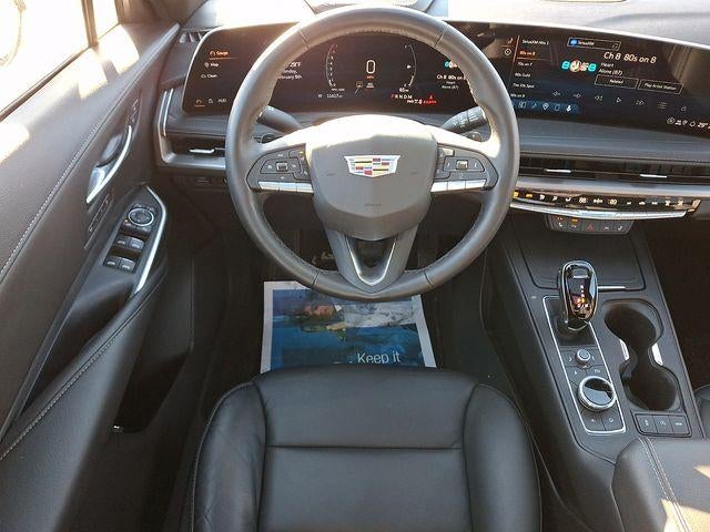 2024 Cadillac XT4 Premium Luxury