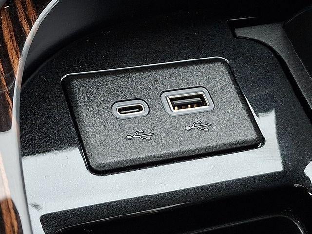 2024 Cadillac Escalade ESV Premium Luxury