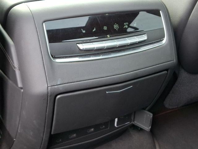 2025 Cadillac Escalade Premium Luxury