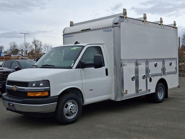 2026 Chevrolet Express Cutaway 3500 Base