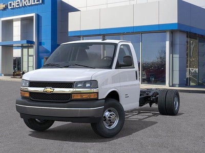2026 Chevrolet Express Cutaway 4500 Base