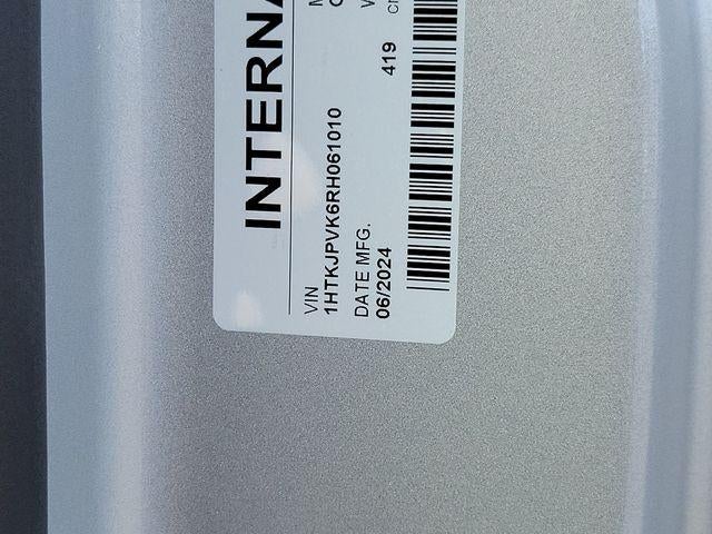 2024 Chevrolet Silverado 5500 HD Work Truck