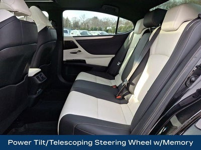 2023 Lexus ES 350 F SPORT Handling