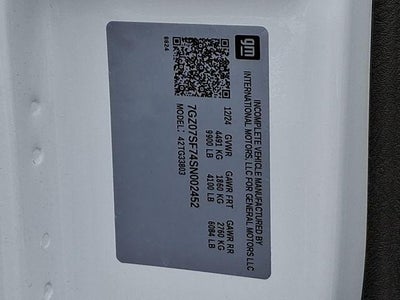 2025 GMC Savana Cutaway 3500 Base