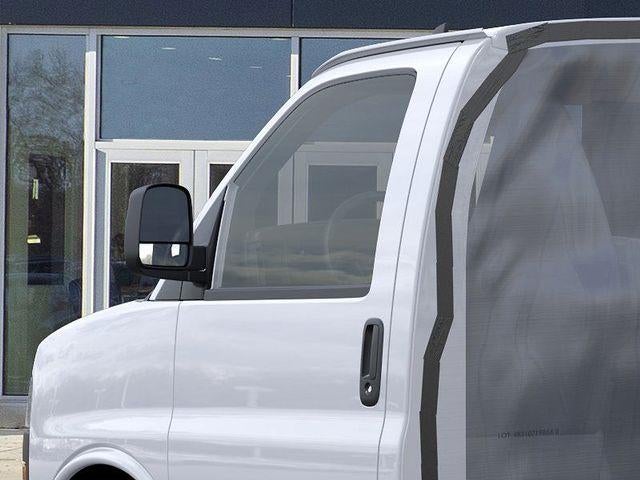 2025 GMC Savana Cutaway 3500 Base