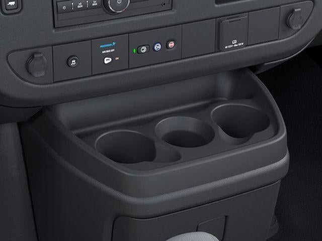 2025 GMC Savana Cutaway 3500 Base