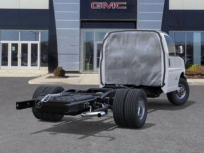 2025 GMC Savana Cutaway 3500 Base