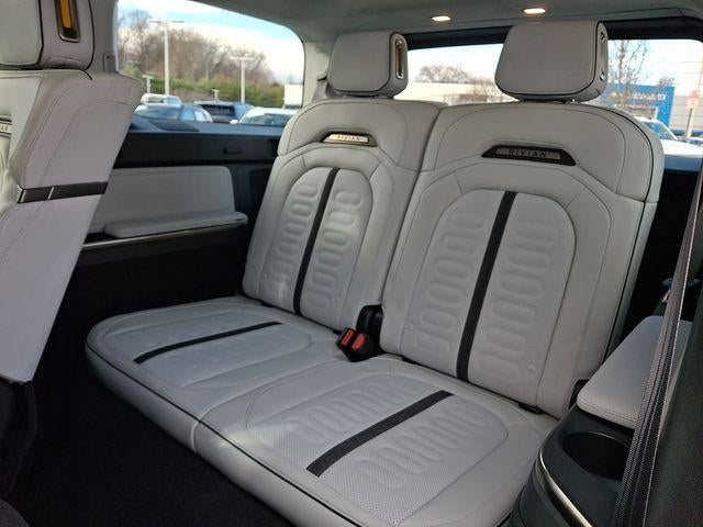 2024 RIVIAN R1S Adventure