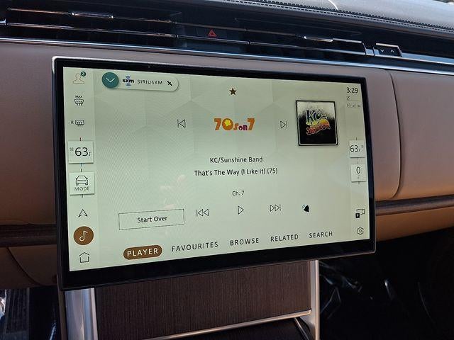 2025 Land Rover Range Rover P400 SE