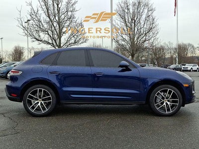 2022 Porsche Macan Base