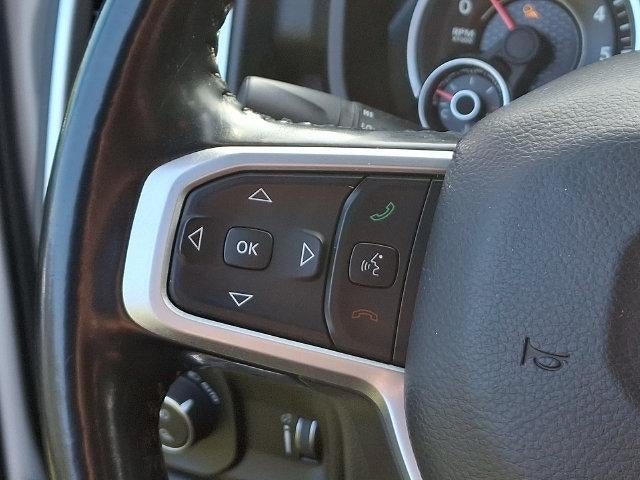 2020 RAM 1500 Big Horn Crew Cab 4x4 5'7" Box