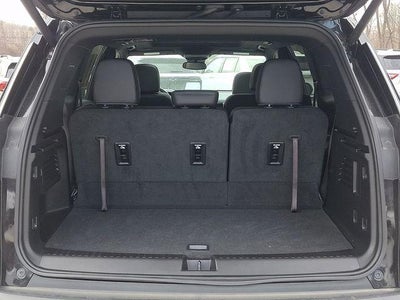 2025 GMC Acadia AT4