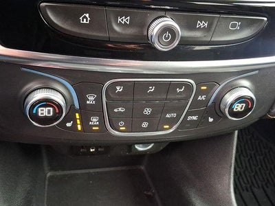 2021 Chevrolet Traverse LT Cloth