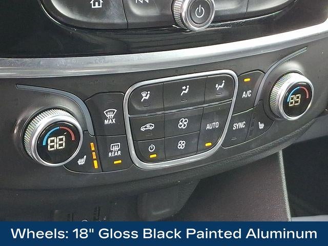 2022 Chevrolet Traverse LT Leather