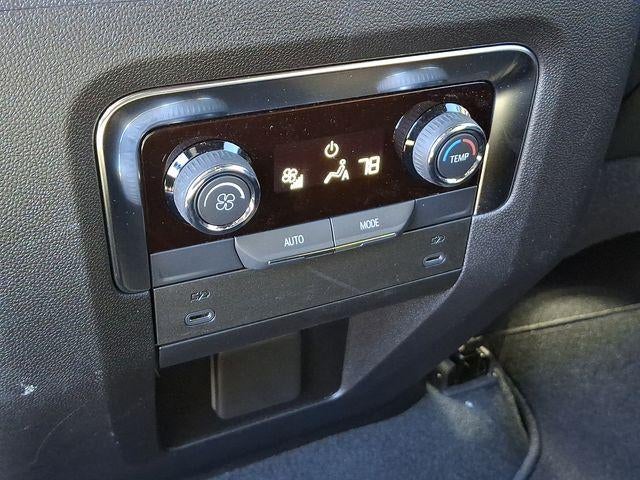 2025 Chevrolet Suburban RST