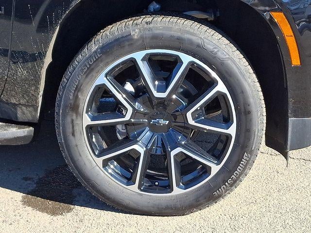 2025 Chevrolet Suburban RST