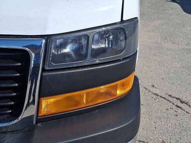 2024 GMC Savana Cargo 2500 Base