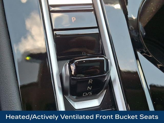 2024 Volkswagen Atlas 2.0T Peak Edition SEL